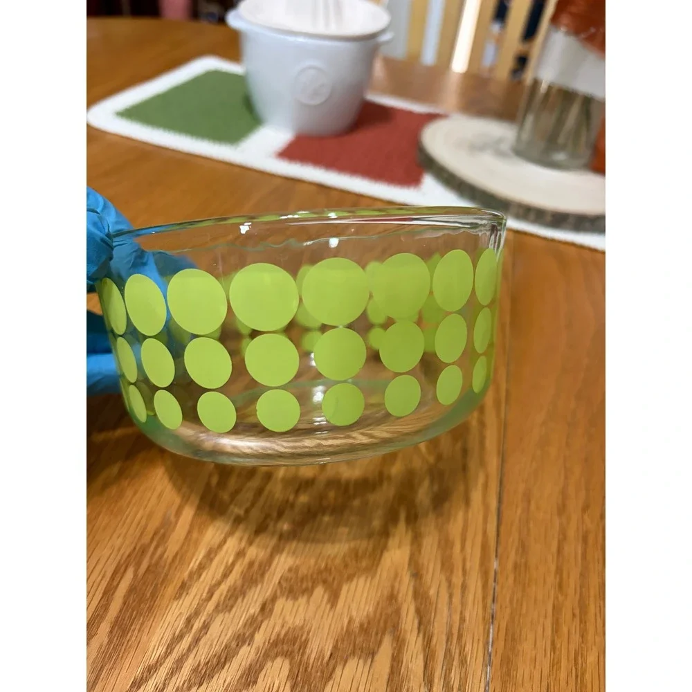 Pyrex 1 Quart Glass Bowl Lime Green Polka Dot 1915 Anniversary Edition 950mL